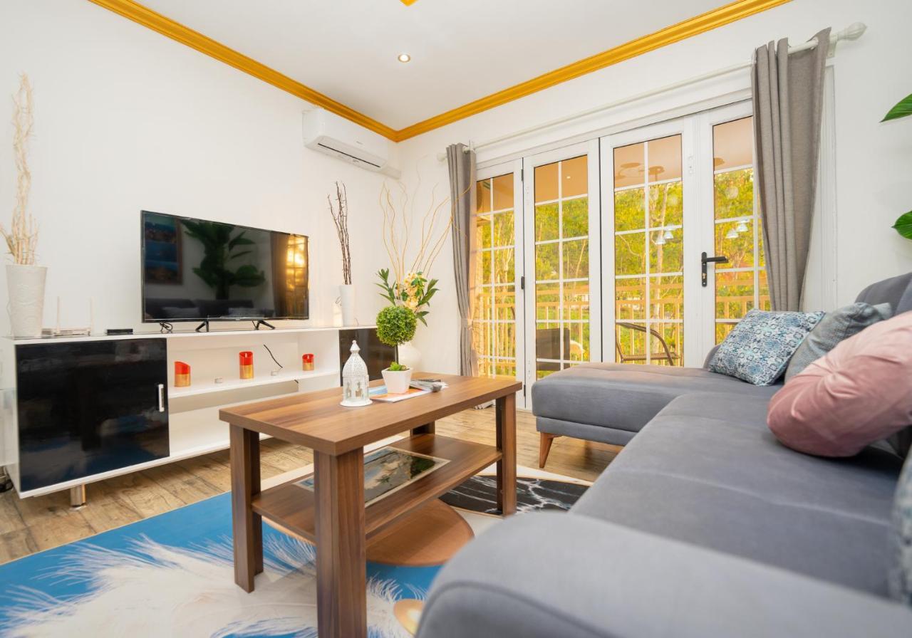 Paradise Breeze Apartment Misere Extérieur photo