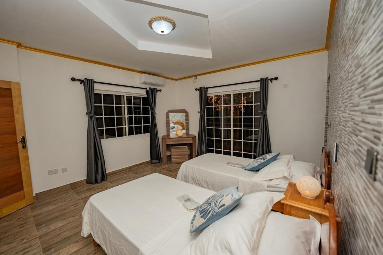Paradise Breeze Apartment Misere Extérieur photo